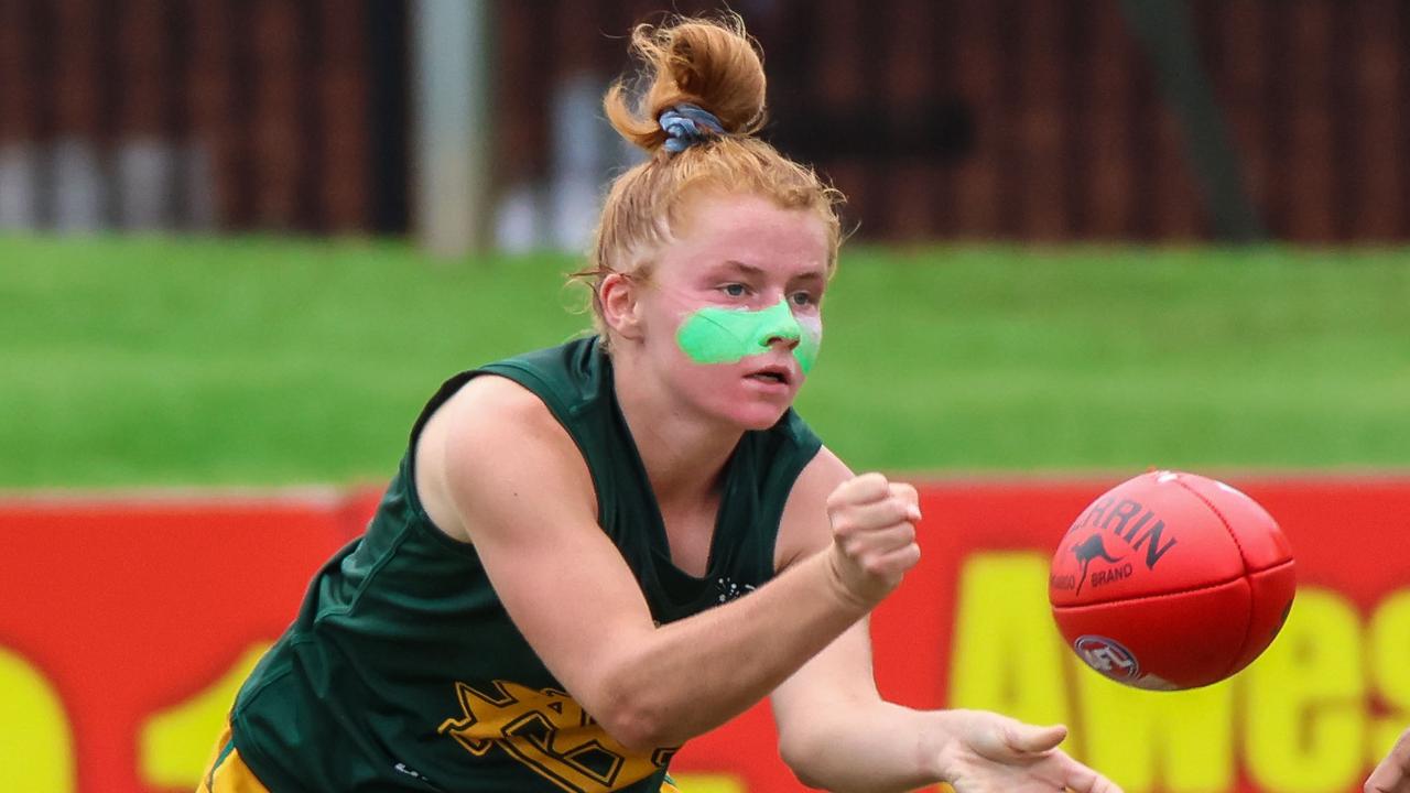 St Mary's women's skipper Emily Forshaw had a big game against Darwin Buffettes in the 2022-23 NTFL semi-final. Picture: Celina Whan / AFLNT Media