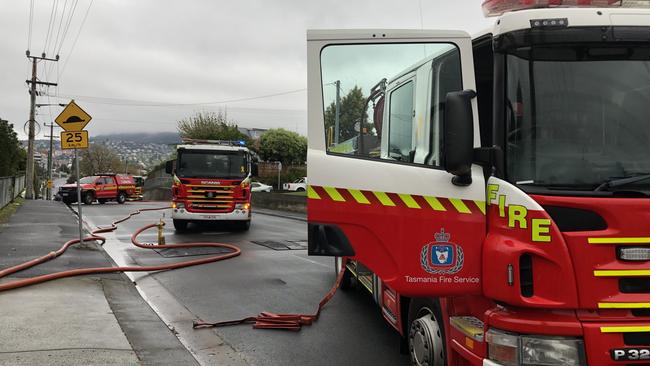 Bowen Road Primary School fire, October 22, 2022. Photo: Nikki Davis-Jones