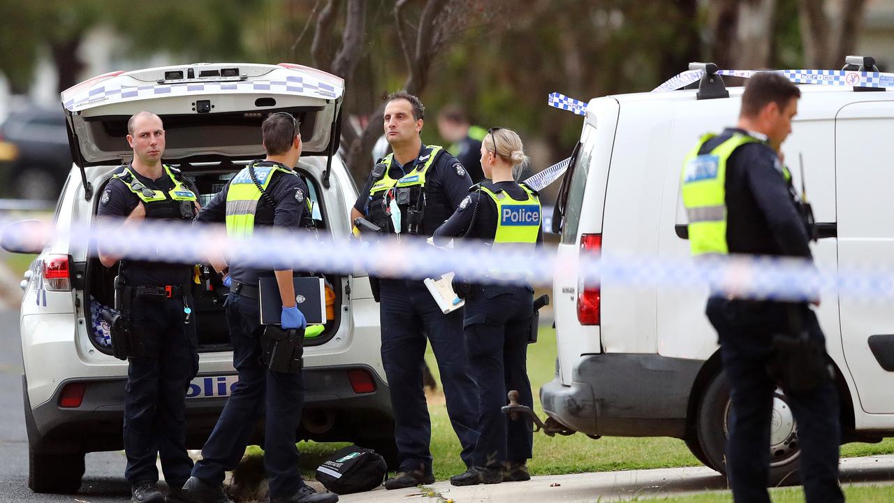 Geelong homicide: One dead in suspected stabbing, man under police ...