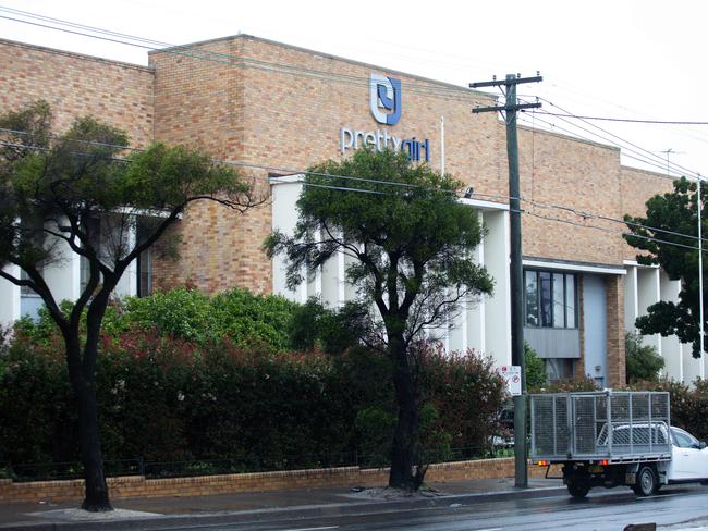 The site is currently occupied by the Pretty Girl fashion warehouse. (AAP Image/Jordan Shields)