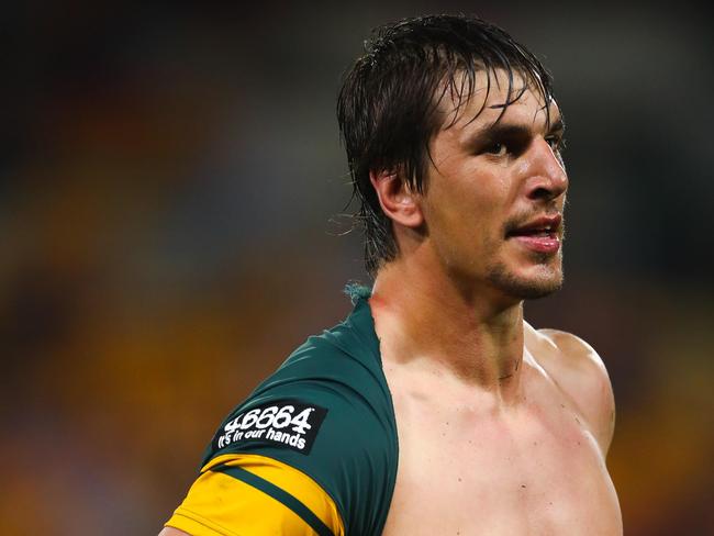 South African player Eben Etzebeth leaves the field during the Rugby Championship match between Australia and South Africa at Suncorp Stadium in Brisbane on September 10, 2016. / AFP PHOTO / Patrick HAMILTON / IMAGE RESTRICTED TO EDITORIAL USE - STRICTLY NO COMMERCIAL USE