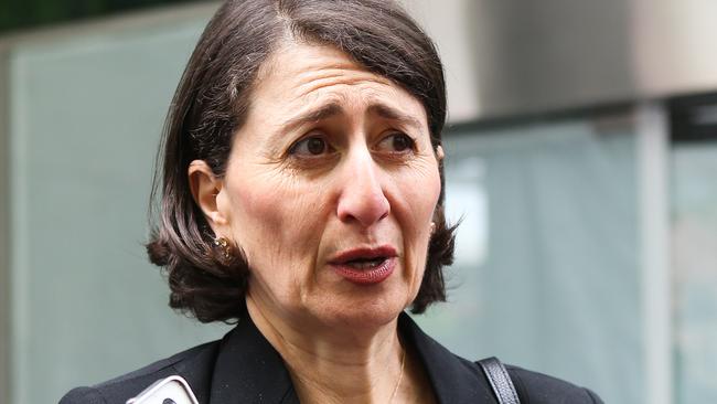 SYDNEY, AUSTRALIA - NewsWire Photos, NOVEMBER 01 2021: Former NSW Premier Gladys Berejiklian addresses the media at ICAC in Sydney. Picture: NCA Newswire / Gaye Gerard