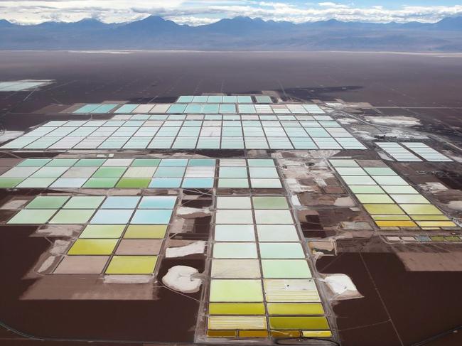 An SQM lithium mine on the Atacama salt flat in northern Chile. A court is expected to issue a ruling on an agrement that allows Tianqi Lithium to acquire a 24% stake in SQM. PHOTO: IVAN ALVARADO/REUTERS