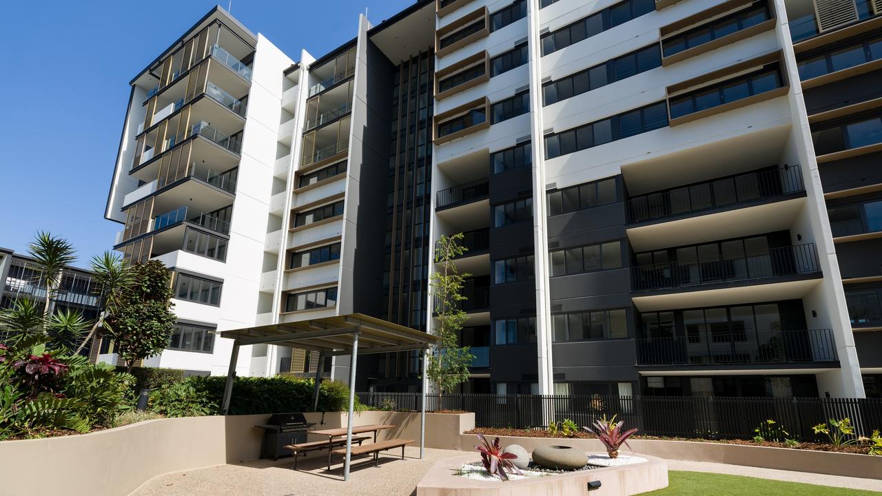 Aveo’s Vista Residences at Parkside Carindale Retirement Living, located at 19 Banchory Court, Carindale, is being officially opened Saturday November 25.