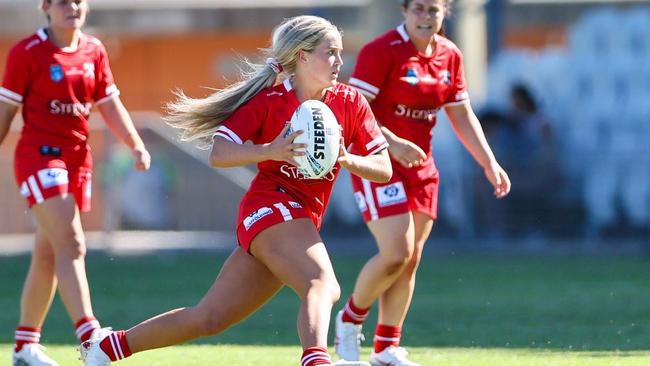 Lily Rogan is full flight for the Steelers. Photo: Contributed