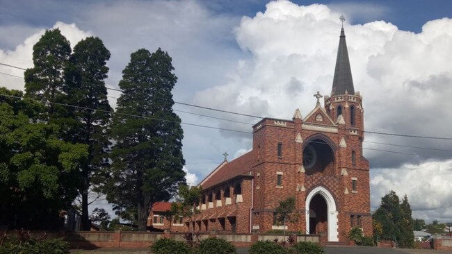 Mary Immaculate Church in Annerley is one of several Catholic parishes in Brisbane under the care of Brisbane Oratory In Formation.