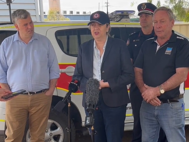 Premier arrives in Dalby to see fire devastation ‘firsthand’