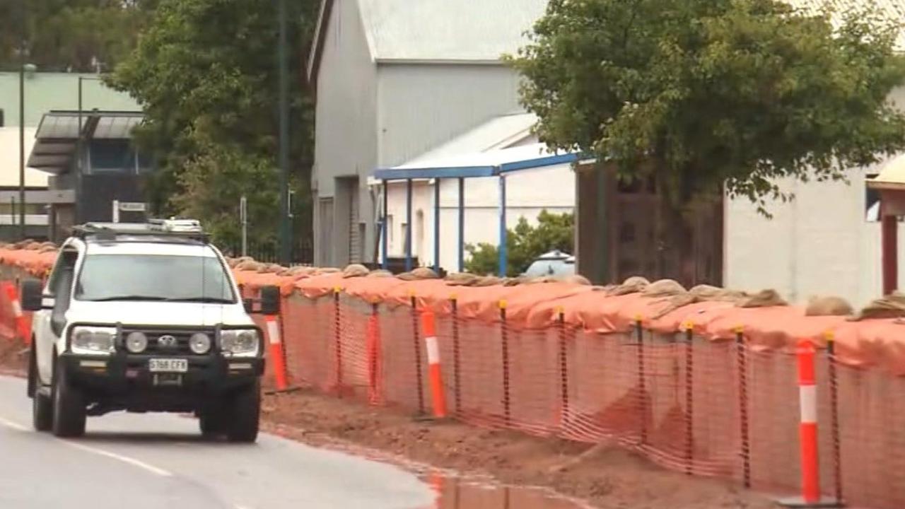 The 500m levee down the main street of Mannum. Picture: 7NEWS