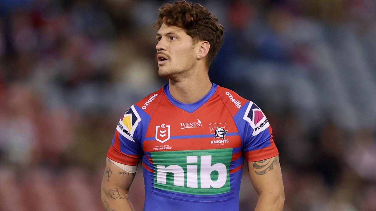 NEWCASTLE, AUSTRALIA – MAY 01: Kalyn Ponga of the Knights warms up during the round eight NRL match between the Newcastle Knights and the Sydney Roosters at McDonald Jones Stadium, on May 01, 2021, in Newcastle, Australia. (Photo by Ashley Feder/Getty Images)