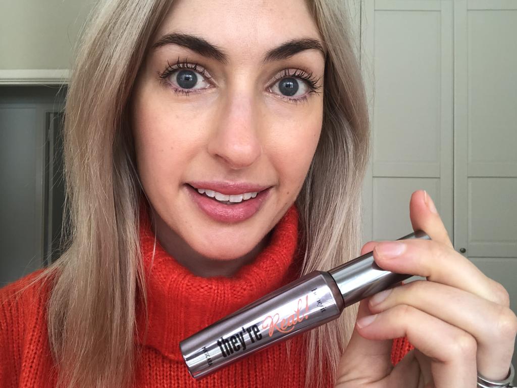 Why Benefit Cosmetics' They're Real Mascara Is a Fan-Favorite — Editor  Review