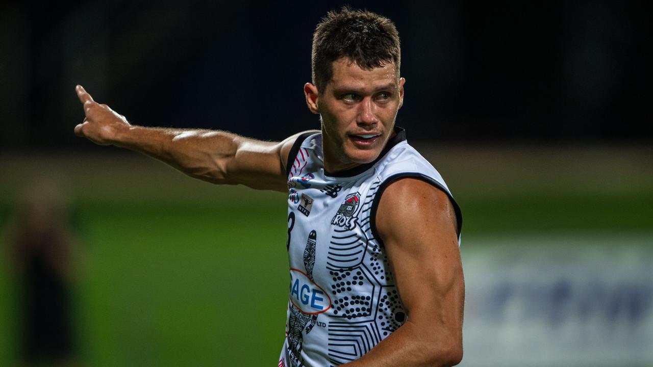 Matt Shannon as Waratah take on Southern Districts in Round 1 of the 2024-25 NTFL season. Picture: Pema Tamang Pakhrin