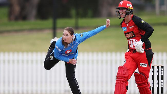 Amanda-Jade Wellington, who made her senior men’s debut for Port Adelaide on Saturday and topscored with 41, pictured bowling for Adelaide Strikers in the Women's Big Bash League in December. Picture: Michael Dodge/Getty Images