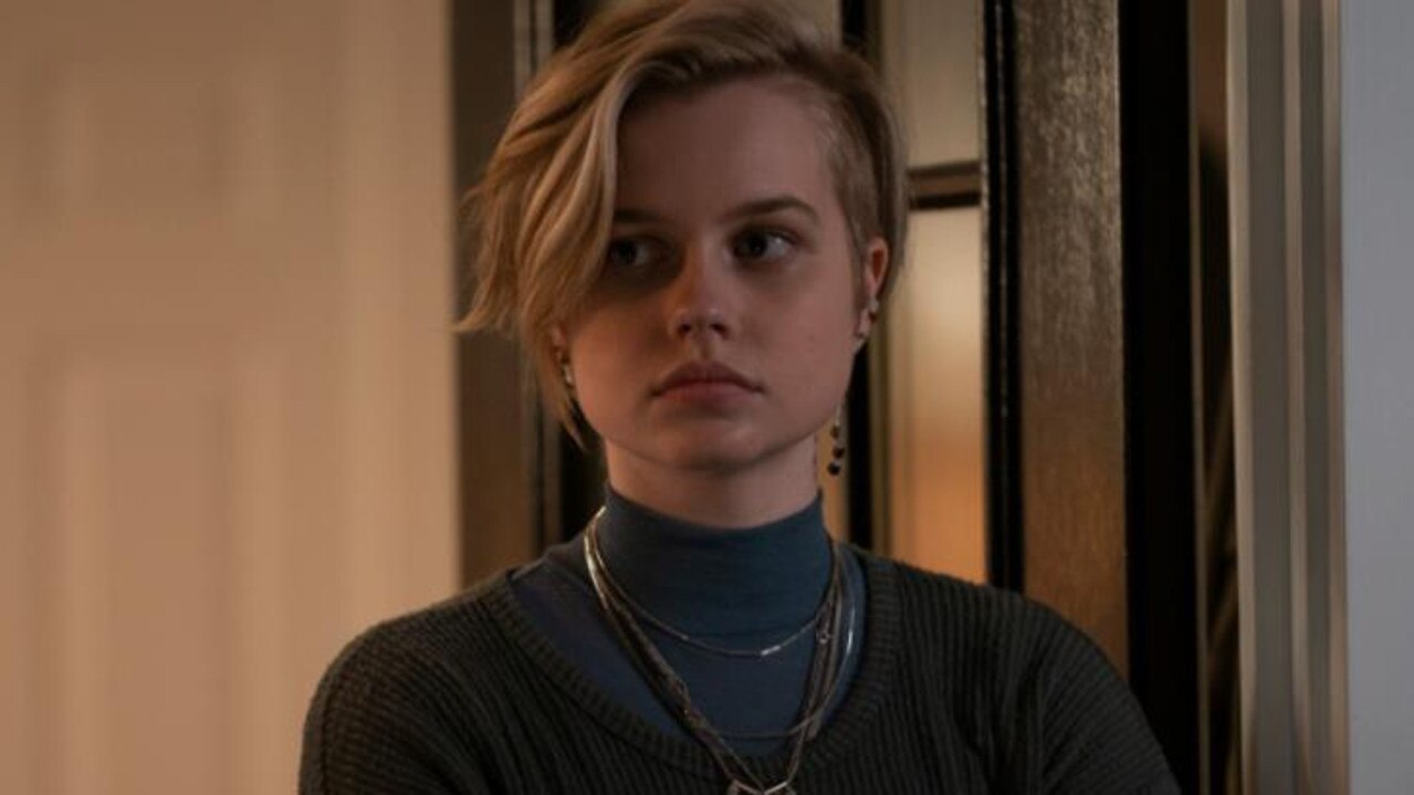 Angourie Rice as Siobhan Sheehan.