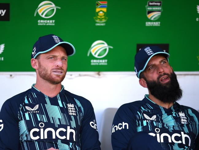 KIMBERLEY, SOUTH AFRICA - FEBRUARY 01: England captain Jos Buttler and Moeen Ali look o during the 3rd ODI match between South Africa and England at De Beers Diamond Oval on February 01, 2023 in Kimberley, South Africa. (Photo by Alex Davidson/Getty Images)