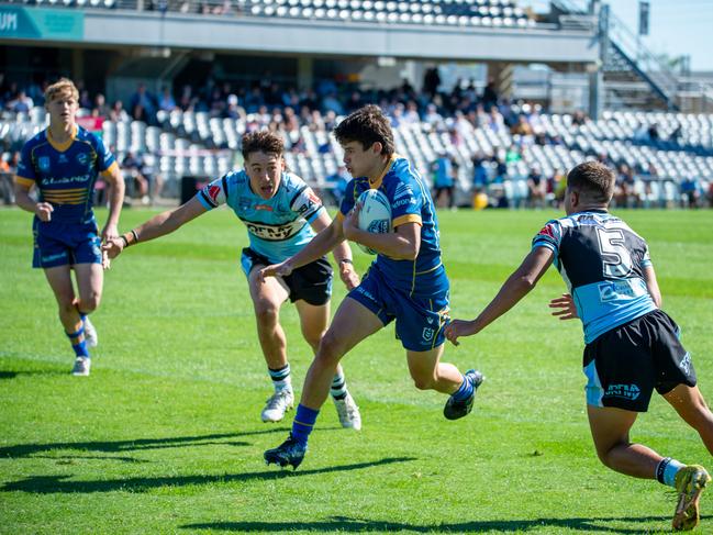 Lachlan Vella charging for the try line. Picture: Thomas Lisson