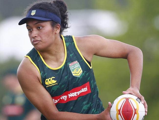 Zahara Temara training with the Jillaroos ahead of World Cup. MUST CREDIT: NRL Photos.