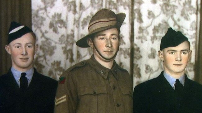 Ray (R) with his two brothers in 1941.