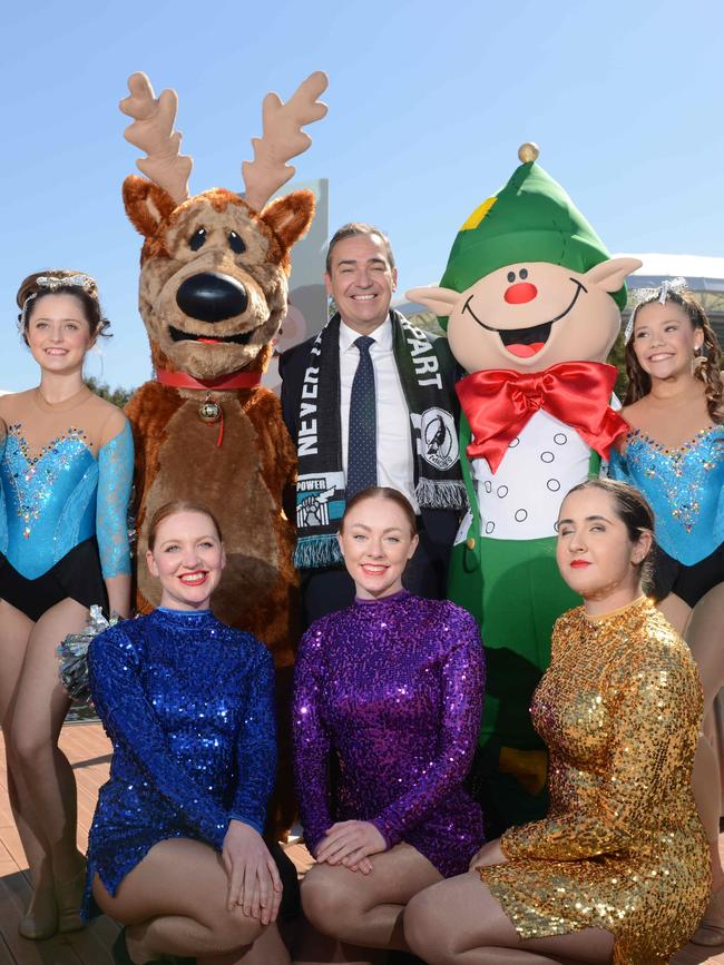 SA Premier Steven Marshall and friends. Picture: NCA NewsWire / Brenton Edwards