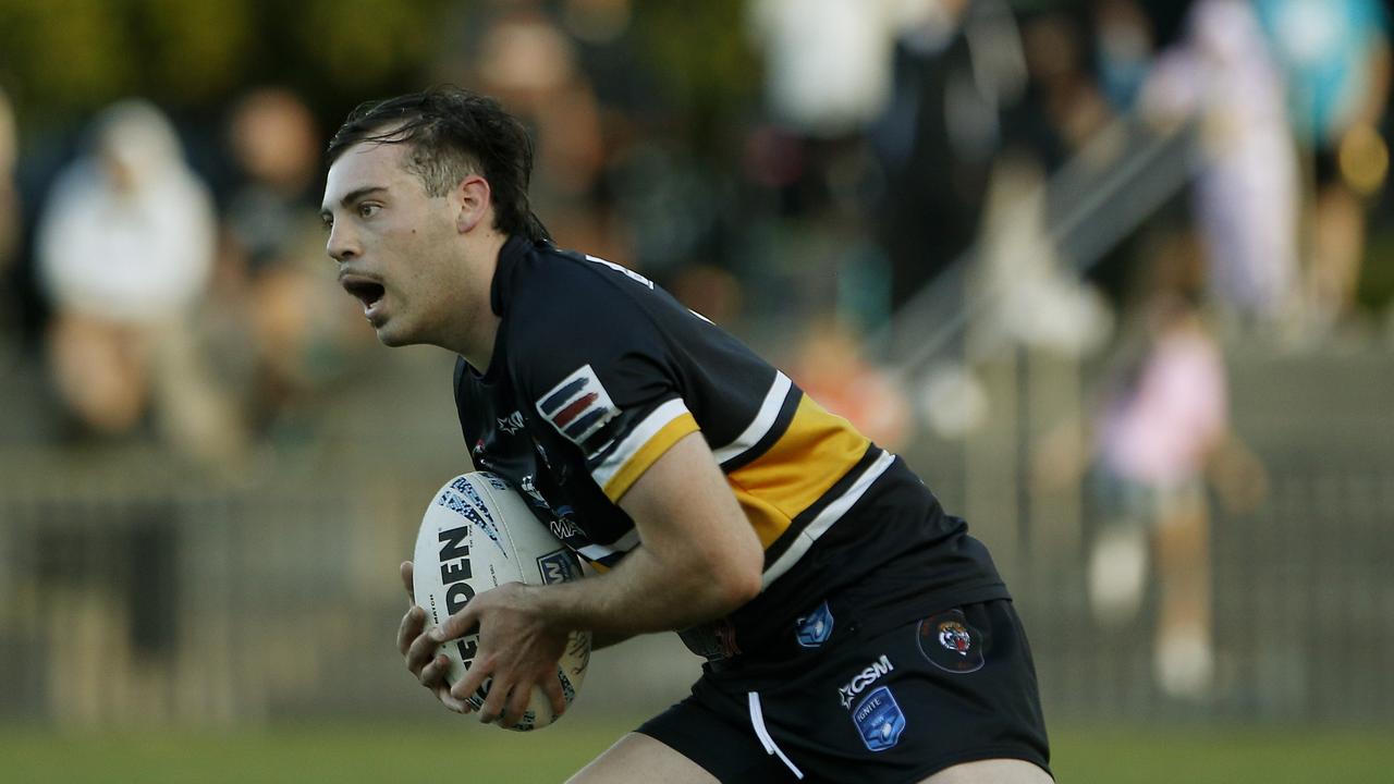 Matraville's Emmanuel Di Bartolo gets ready to run. Picture: John Appleyard