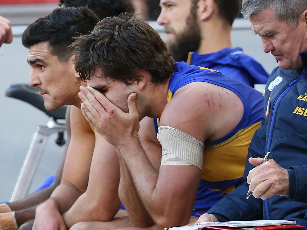 Andrew Gaff looks dejected sitting on the bench late in the game. (Photo by Paul Kane/Getty Images)