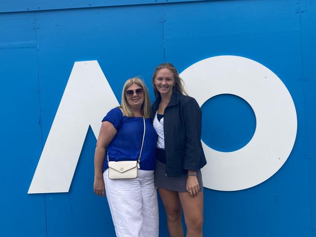 Dee Grass and Alice Chernishova