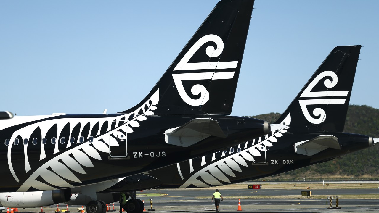 Air NZ flight makes U-turn after concerning discovery