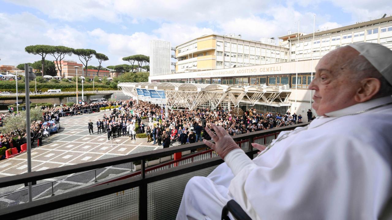 Pope Francis to continue recovery at the Vatican