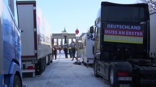 Hundreds of truckers protest in Berlin over road tax