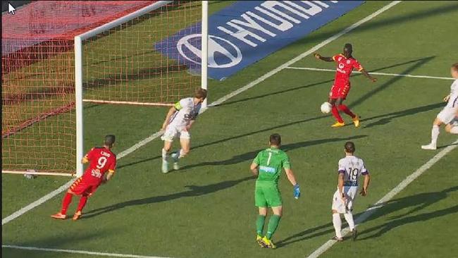 World reacts to shocking A-League miss