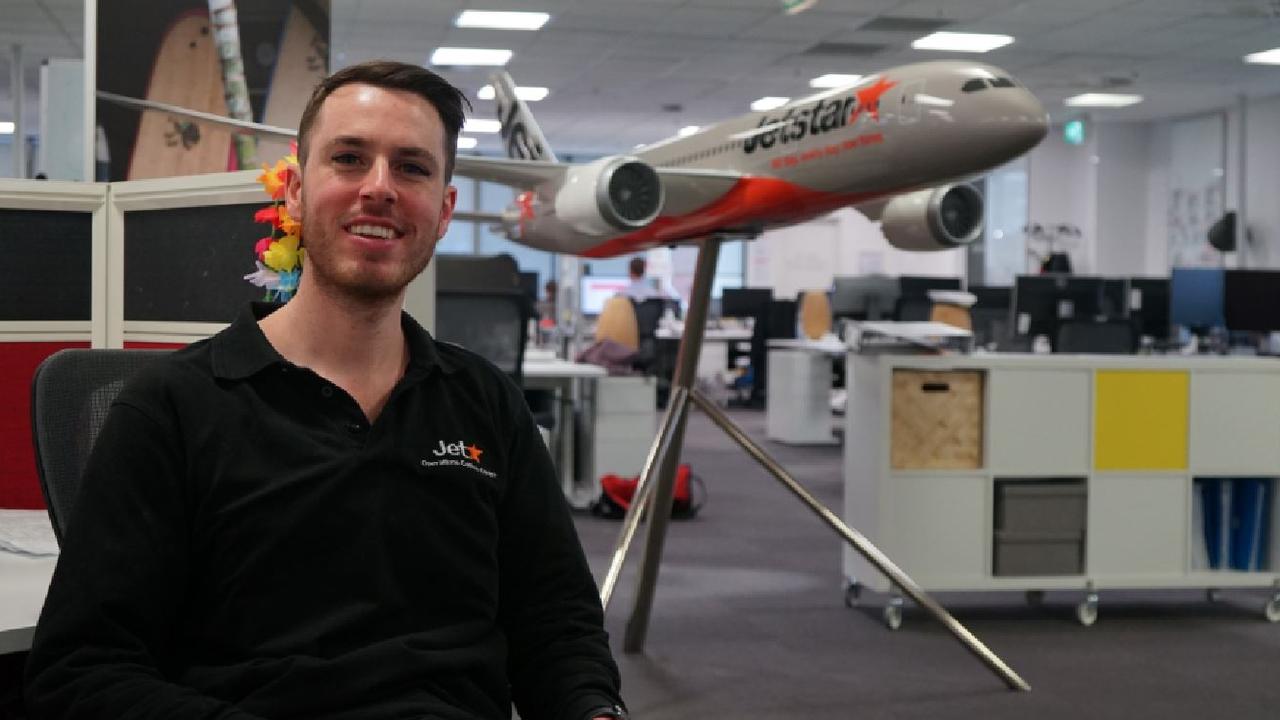 Jetstar's Dan Cooper is being hailed a legend for his awesome act of kindness.