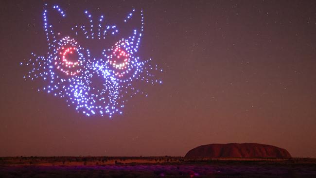 Anangu share the Mala story, from Kaltukatjara to Uluru, through a drone show designed and produced by RAMUS.