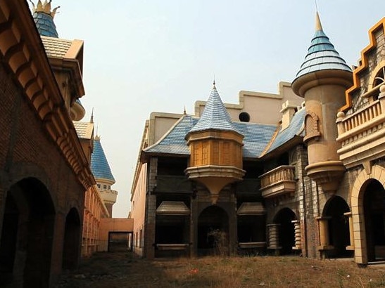 MUST CREDIT - Wonderland (Abandoned Theme Park), Beijing China. Picture: Joe Wolf/Flickr