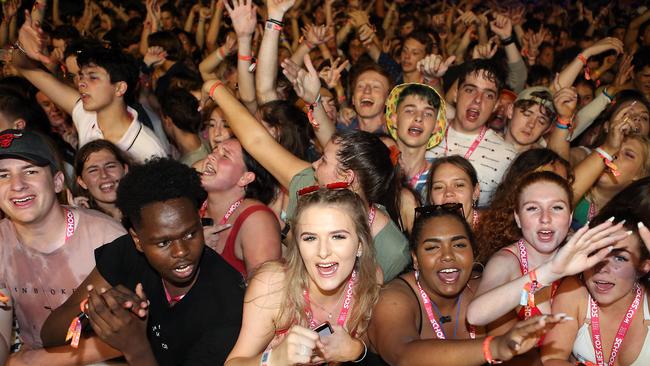 Sunday night at Schoolies 2019. 18th November 2019 Surfers Paradise AAP Image/Richard Gosling