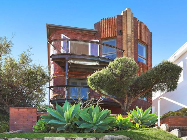 JC Competing Bids - 122 Brighton Boulevard, North Bondi