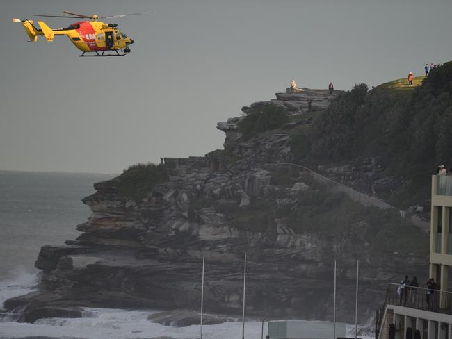 The search for a man missing off Bondi Beach has been abandoned for the day. Picture: Sam Mooy/AAP