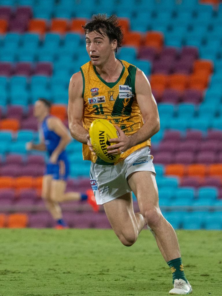 Ky Williamson playing for St Mary's in the 2024-25 NTFL season. Picture: Tymunna Clements / AFLNT Media