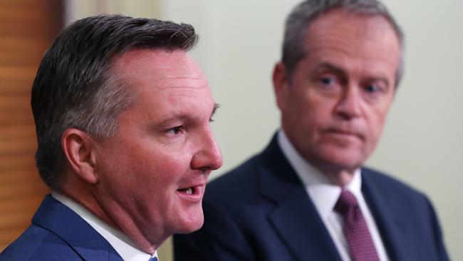 Labor leader Bill Shorten (R) and Shadow Treasurer Chris Bowen (L). Picture: AAP