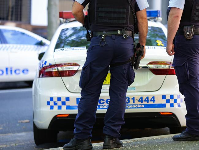 SYDNEY, AUSTRALIA - OCTOBER 05 2020:Police seen working at the Headquarters in Surry Hills, Sydney Australia, on OCTOBER 05 2020. Picture: NCA Newswire / Gaye Gerard