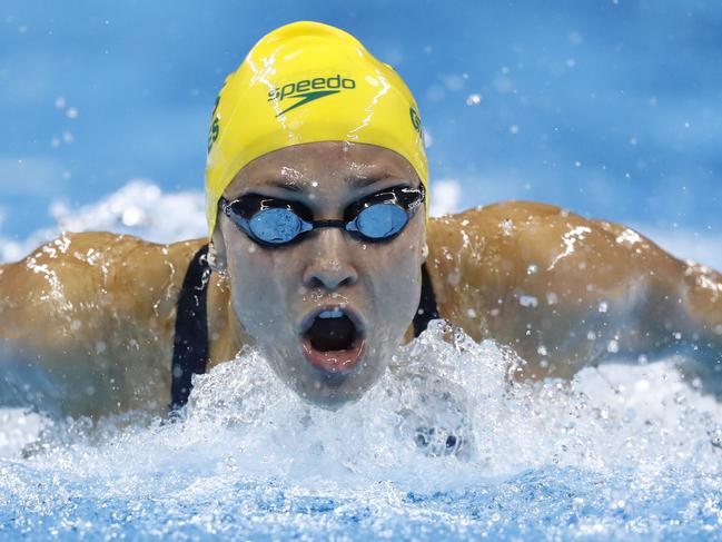 TOPSHOT - Australia's Madeline Groves competes in a Women's 200m Butterfly heat during the swimming event at the Rio 2016 Olympic Games at the Olympic Aquatics Stadium in Rio de Janeiro on August 9, 2016. / AFP PHOTO / Odd Andersen