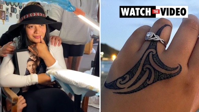 Sean Wainui's wife recieves a tā moko in honour of her late husband