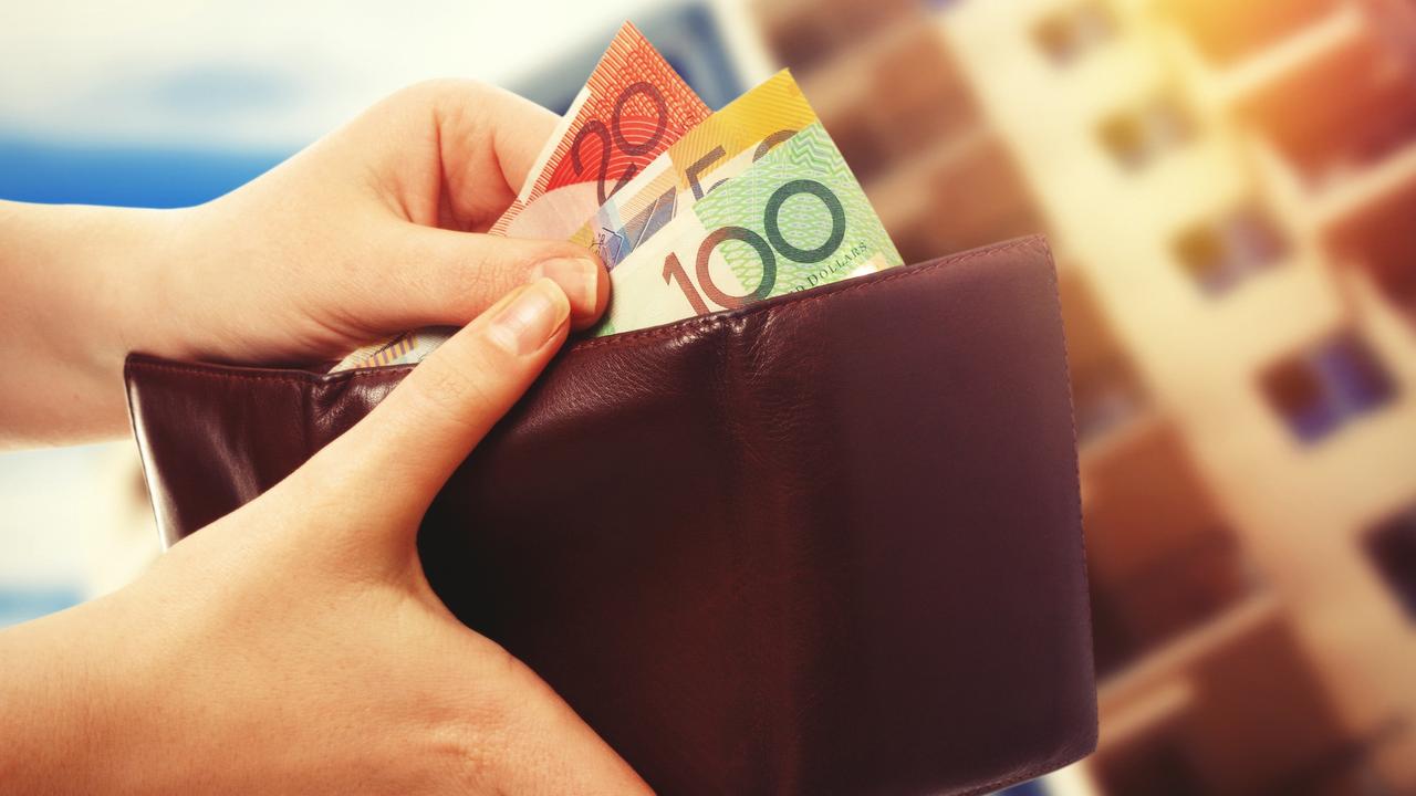 The average mortgage holders would save $1200 a year on repayments with a May rate cut.