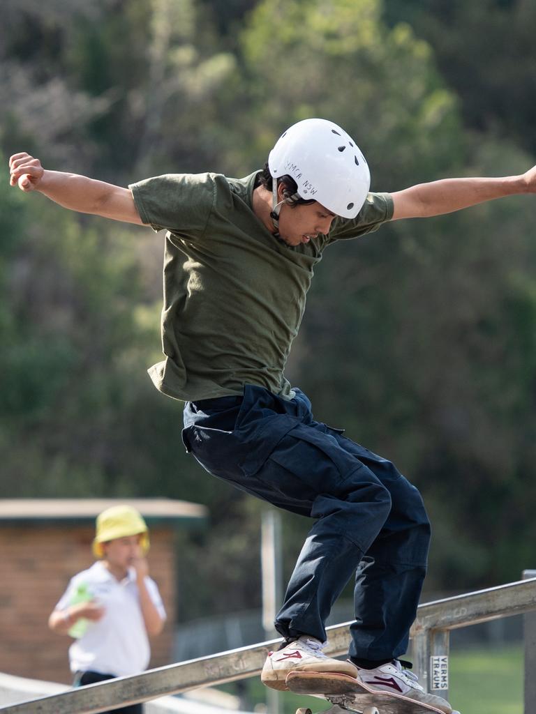 John Sharpe pictured competing at Berowra skate park at the skate, scooter and BMX battle royale. (AAP IMAGE / MONIQUE HARMER)