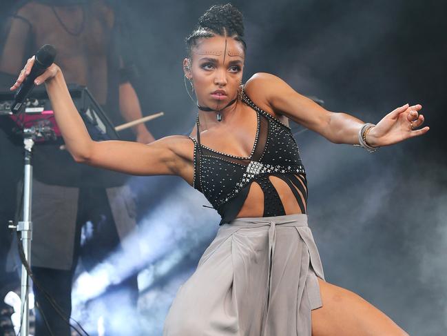 Swingin’ like a pendulum. FKA Twigs at 2015 St Jerome's Laneway Festival. Picture: Mark Stewart