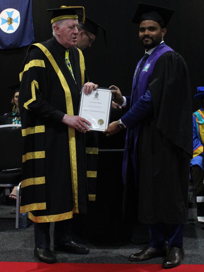 Sai Krishna Allenki graduated with a Master of Professional Accounting at the CQUniversity graduation ceremony in Bundaberg on December 14, 2023.