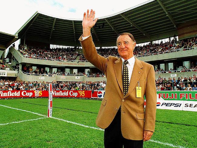 Ken Arthurson waves to crowd after he opened new stand named in his honour at Brookvale Oval in 1995. Picture: Supplied