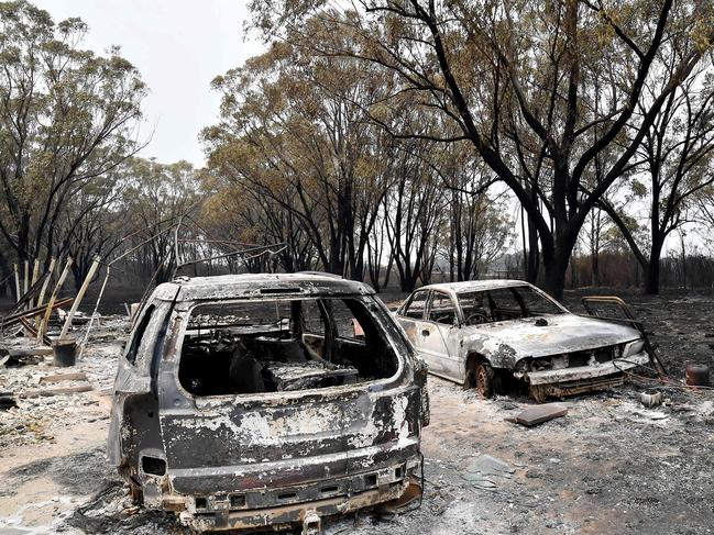 Bushfires tore through several towns on the NSW/Queensland border in November 2023, including this one around Dalveen. Picture: NCA NewsWIRE / John Gass