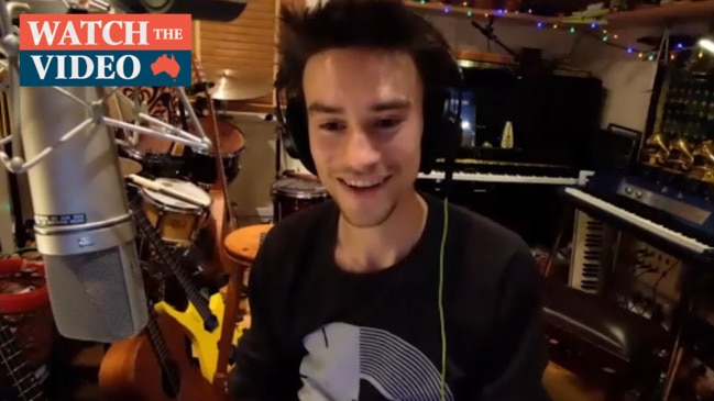 Jacob Collier explains melody and harmony using the Australian national anthem