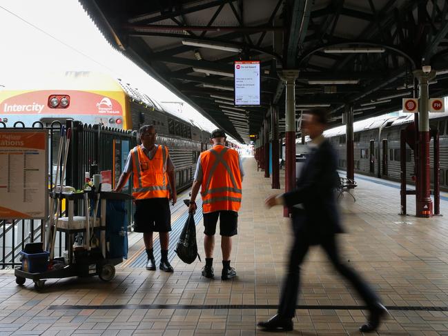 SYDNEY, AUSTRALIA : NewsWire Photos - DECEMBER 09 2024; A general view of Central station in Sydney as issues continue with the breakdown of negotiations between unions and the government on enterprise bargaining.In Sydney, cancellations were forecast on the T1 North Shore train line Western, T2 Leppington & Inner West, T3 Liverpool and Inner West and T8 Airport & South lines. Picture: NewsWire / Gaye Gerard