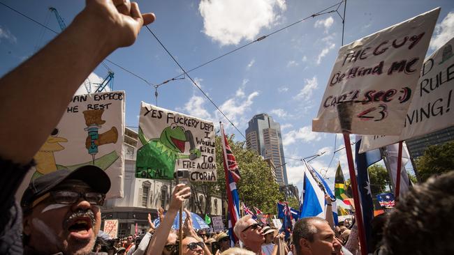 Protesters gather on the steps of Parliament House on November 27, 2021 in Melbourne, Australia. (Photo by Darrian Traynor/Getty Images)