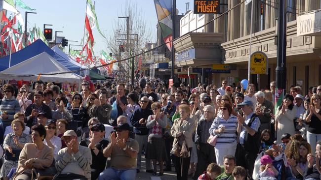 Crowds flock to Ferragosto. It’s on again this year — August 17, 2014